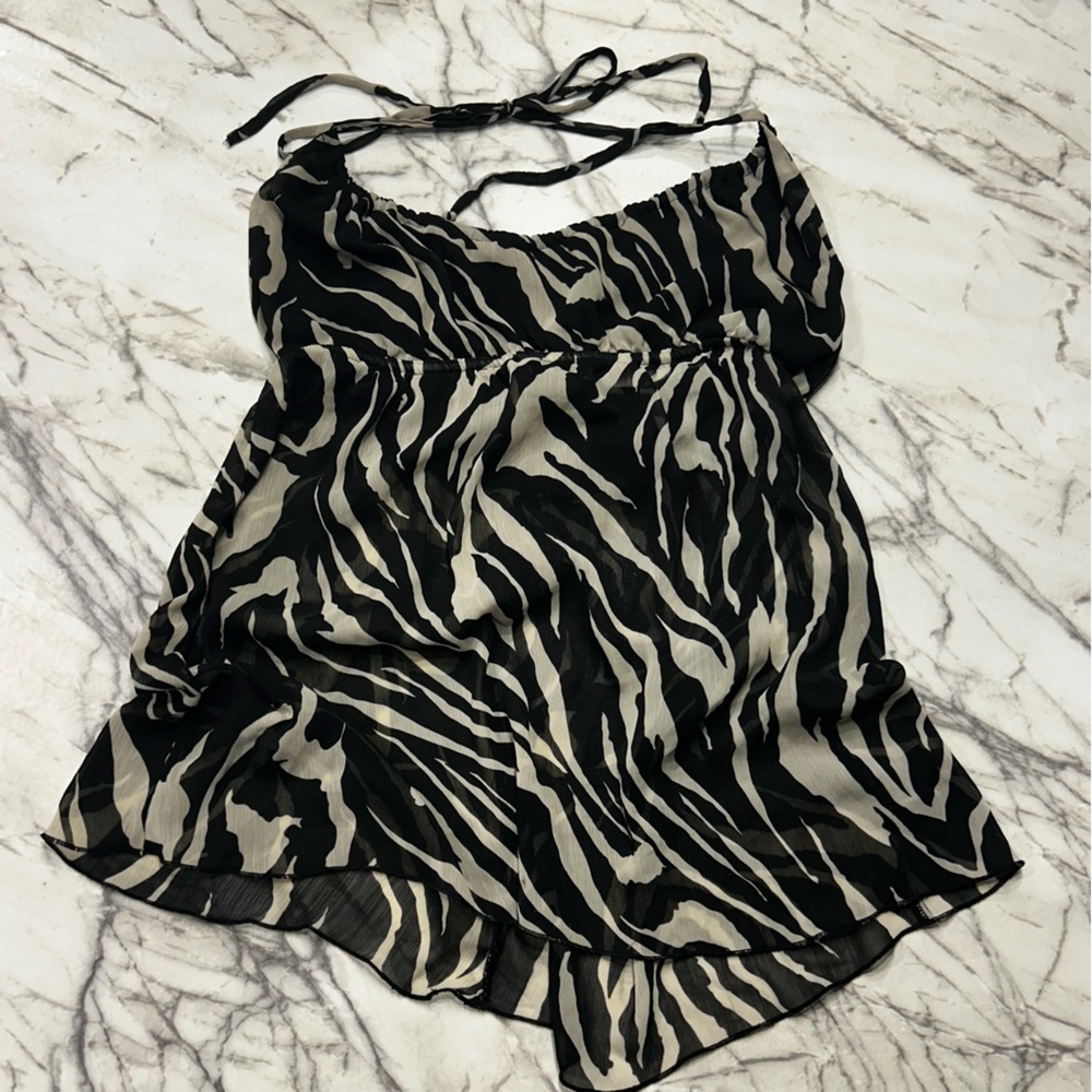 Byer California Black and Cream Patterned Top